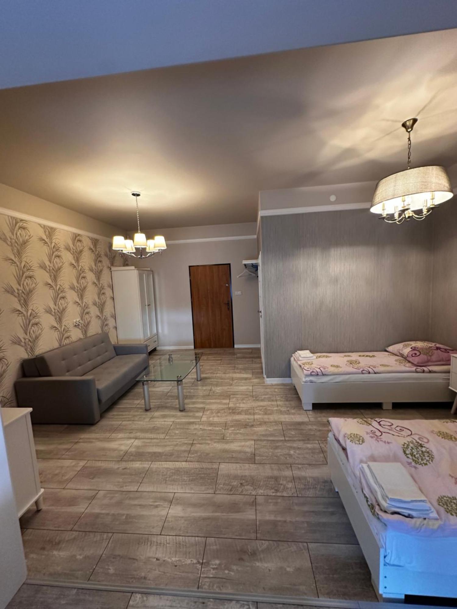 Apartamenty Czerwona Roza Wieprz  ภายนอก รูปภาพ