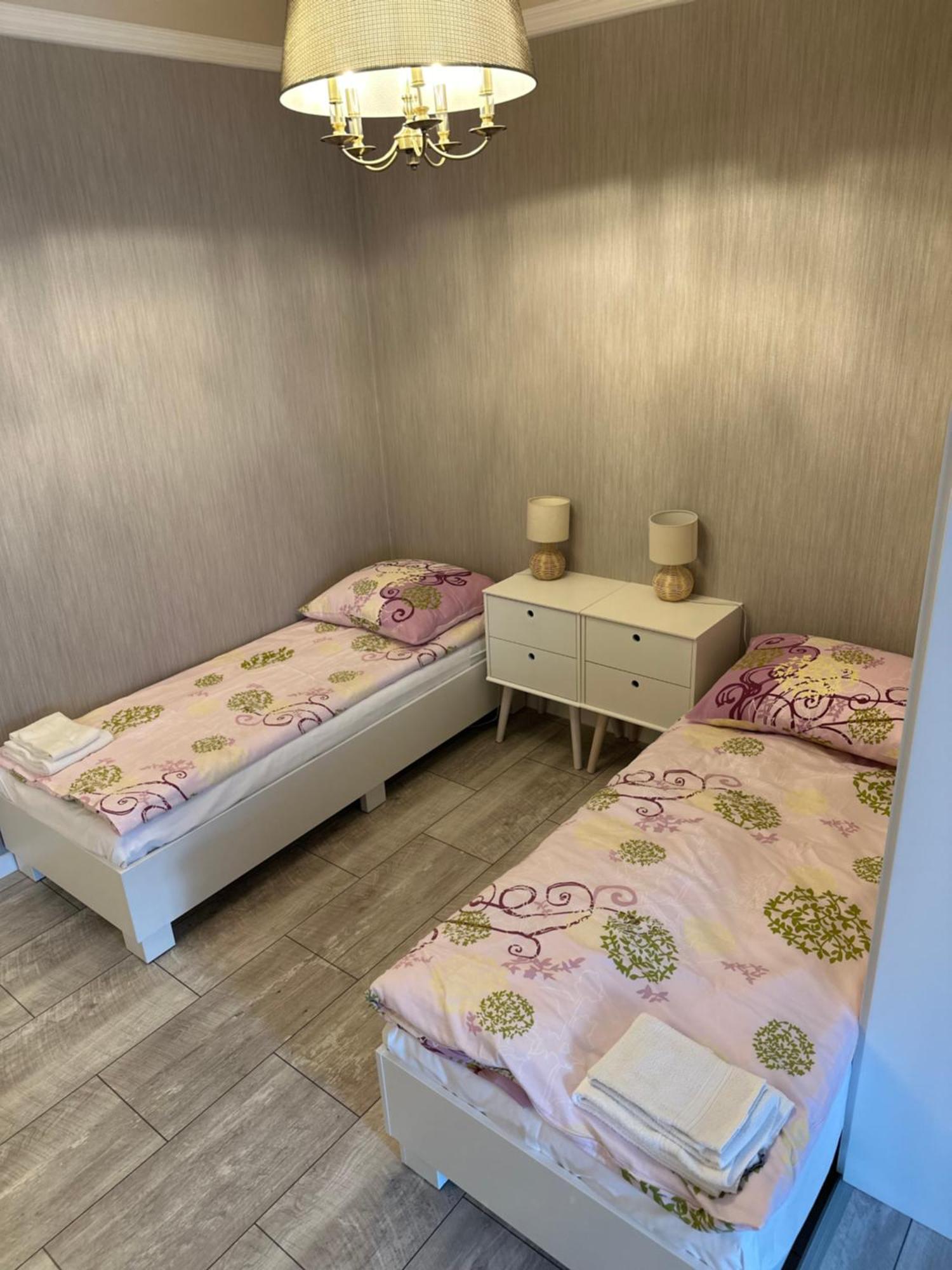Apartamenty Czerwona Roza Wieprz  ภายนอก รูปภาพ